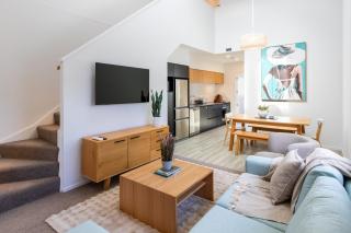 Event Base Perfection plus Balcony & Parking - 7