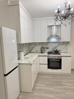 Bright and Cosy Apartment in very Centre of Yerevan - 1