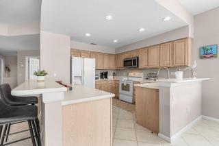 Crown Colony #101-16146 Mt, Abbey Way-15% off through Sept, 24' condo - 1