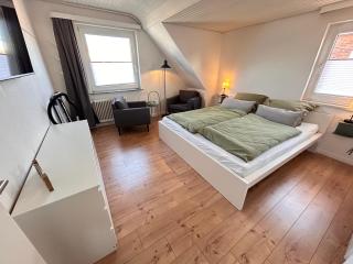 Vier Nordlichter - Große Ferienwohnung mit Dachterrasse 3 Schlafzimmer Bensersiel - 6
