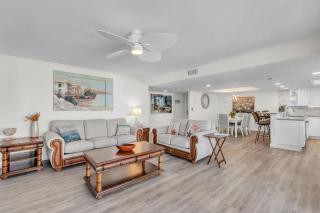 Sea Club #46 - Coastal Gem - 1