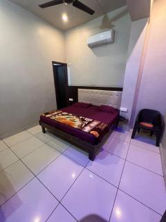Hotel UV - 4