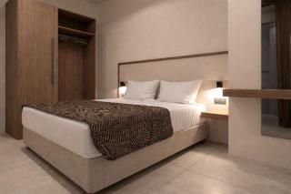 Stefanie Studios - 8