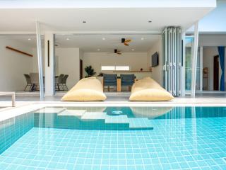 Villa BaanSavi 3Br Pool & Walk to Beach - 6