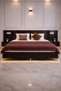 Craviq Hotels & Resturants - 8