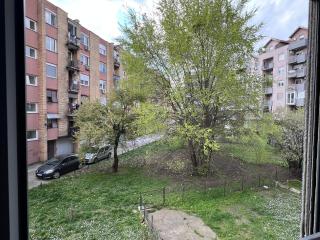 Cosy Home with Balcony, Netflix & Fast WiFi, Self Check-in - 5