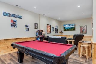 Prime Location & Loaded For Family Fun - Pigeon Forge - 9