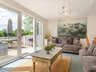 3 Bed in Cirencester oc-hic06 - 0