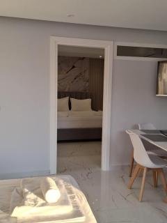 Dream Seaview Apartment INI - 8