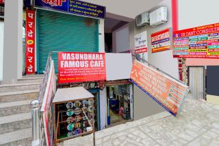 SPOT ON Blue Sky Hotel - 1