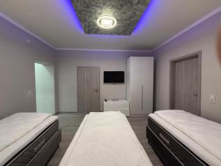 COMFY Ferienwohnung nähe Uni & Zentrum - Modern - 6