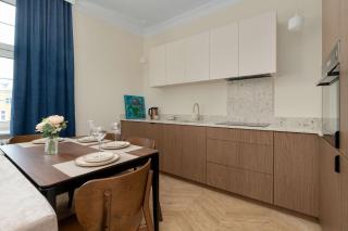 Piękny Apartament na Starym Mieście blisko Fontanny Neptuna by Noclegi Renters - 8