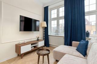 Piękny Apartament na Starym Mieście blisko Fontanny Neptuna by Noclegi Renters - 4