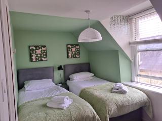 Walkers Court By Treetop Property - 6