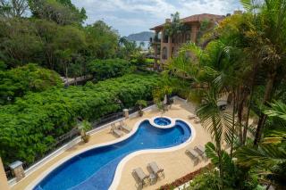 Bella Vista 8B 3 bdrs pool view in Los Suenos - 8