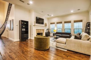 NEW Dallas LuxeRetreat House in Highland Park West - 7