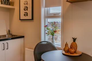 Cozy Cabin with Mountain Views near Golden Circle - 1