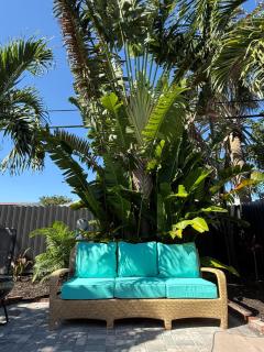 Palm Luxe Oasis w-Jacuzzi - 8