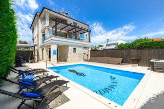 VILLA MARTICA - sea view, near beach - Fažana - 8