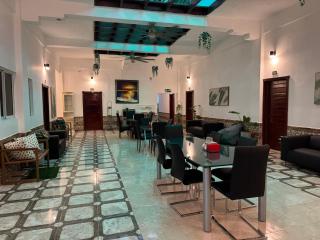 Colonial Hotel Boutique by VBermor - 8