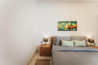 St Pauls Bay Apartments - 7