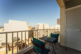 St Pauls Bay Apartments - 9