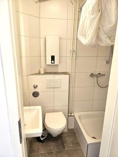 Kiel Jachmannstrasse 1OG mitte 2 Zi Wohnung - 7