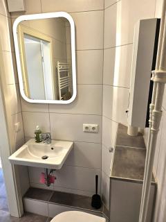 Kiel Jachmannstrasse 1OG mitte 2 Zi Wohnung - 3