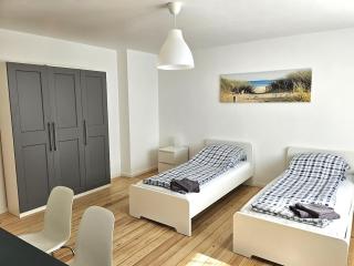 Kiel Jachmannstrasse 1OG mitte 2 Zi Wohnung - 1