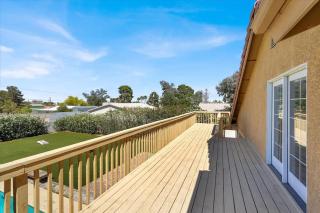 4BR Vegas Haven - Pool Game Tables & BBQ - 6