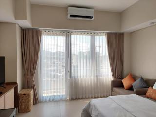 Baseline Prestige Studio with Free Parking & Wi-Fi - 2