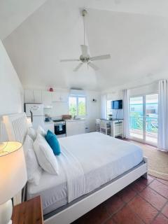 Coralito Bay Suites & Villas - 0