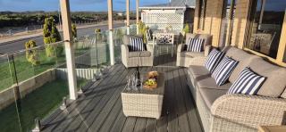 Seascapes - On Ledge - 7