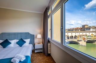 YD balcony on Pontevecchio view - 5