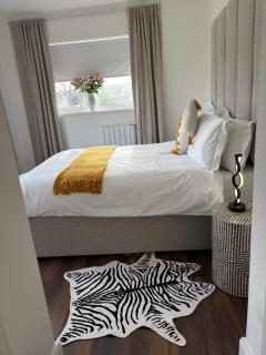 Hillcrest House Self Catering Apartments - 4