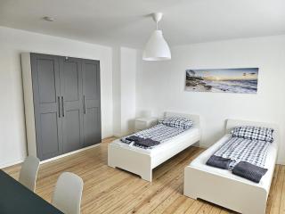 Kiel Jachmannstrasse 3OG mitte 2 Zi Wohnung - 3