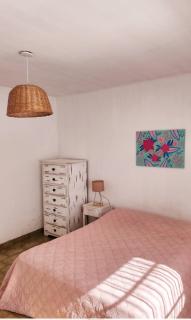 PISO UNO Gran Living Comedor y Habitación PET FRIENDLY con AUTO CHECK IN para 4 personas - 3