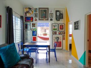 Art House Steps From the Beach, City & Nightlife - 0