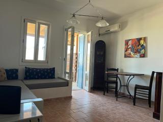 Phoenix Cosy Home Livadakia - 5