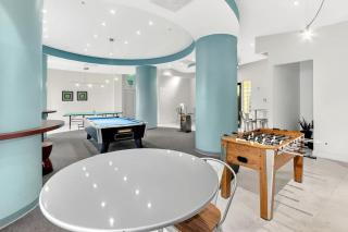 Beachfront condo with pool gym & direct beach access - 6