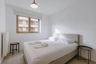 Stylish Family-Friendly Ostend Retreat, Close to Harbor and Free Parking - 5