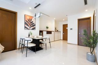 Premium Vinhomes Landmark Apartment - 6