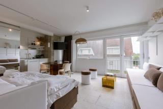 Sea views - beachfront - in the heart of Knokke-Heist - 6