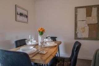 3 Bedroom house in Cumbernauld with walk in shower - 4