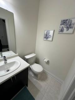 Stylish & Cozy, King Bed,Sleeps 6, Spotless - 2