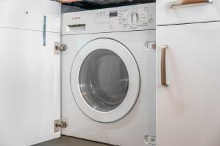 Cosy 1-Bed in Birmingham City Centre 15 Nights Stay - 3