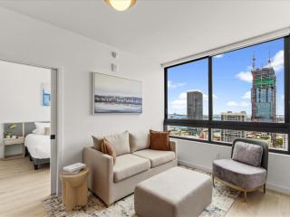 Prime Downtown Miami Location with Rooftop Pool - 1