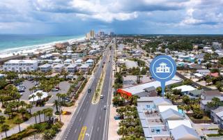 Holiday Beach at Thomas Drive - 4