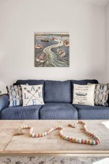 Gorgeous Lake/Mtn Views, Walk to Lake, SDC Close! - 3