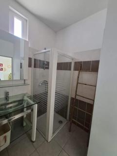 Entire place, Villa Roger apartment, Le Teil - 1
